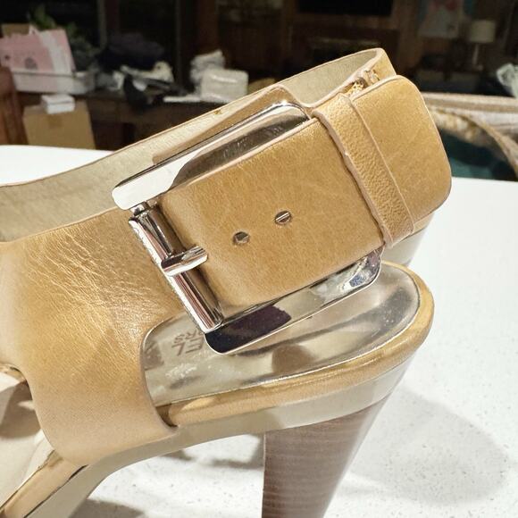 Michael Kors Tan Carla Ultra-High Peep Toe Platform Heels | Size 9M - Picture 5 of 10